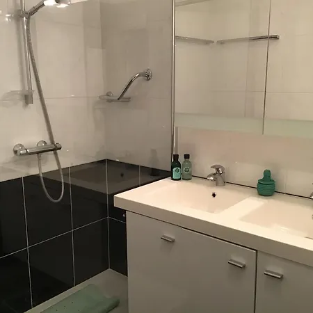 Large 2-bedroom In The Heart Of T91 Apartamento Ostende
